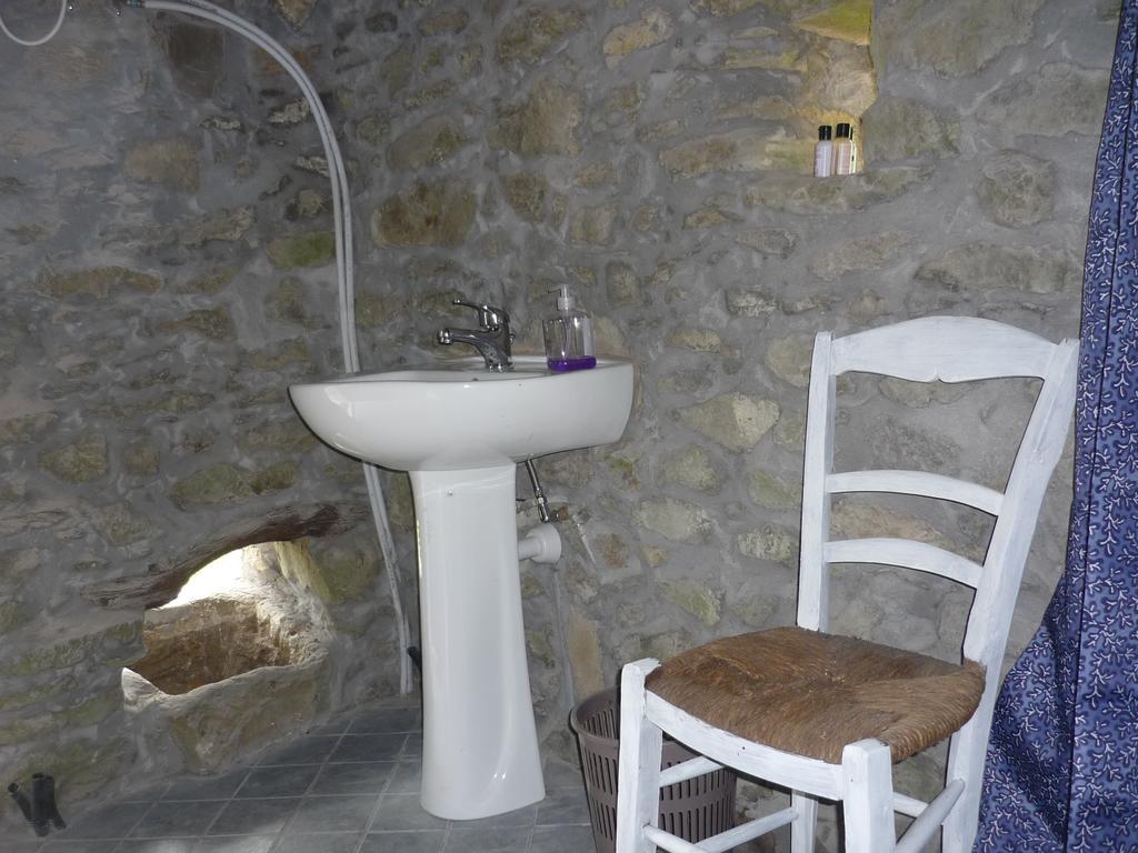 Micro-Cottage In Pietra La Ratatouille Dego Номер фото